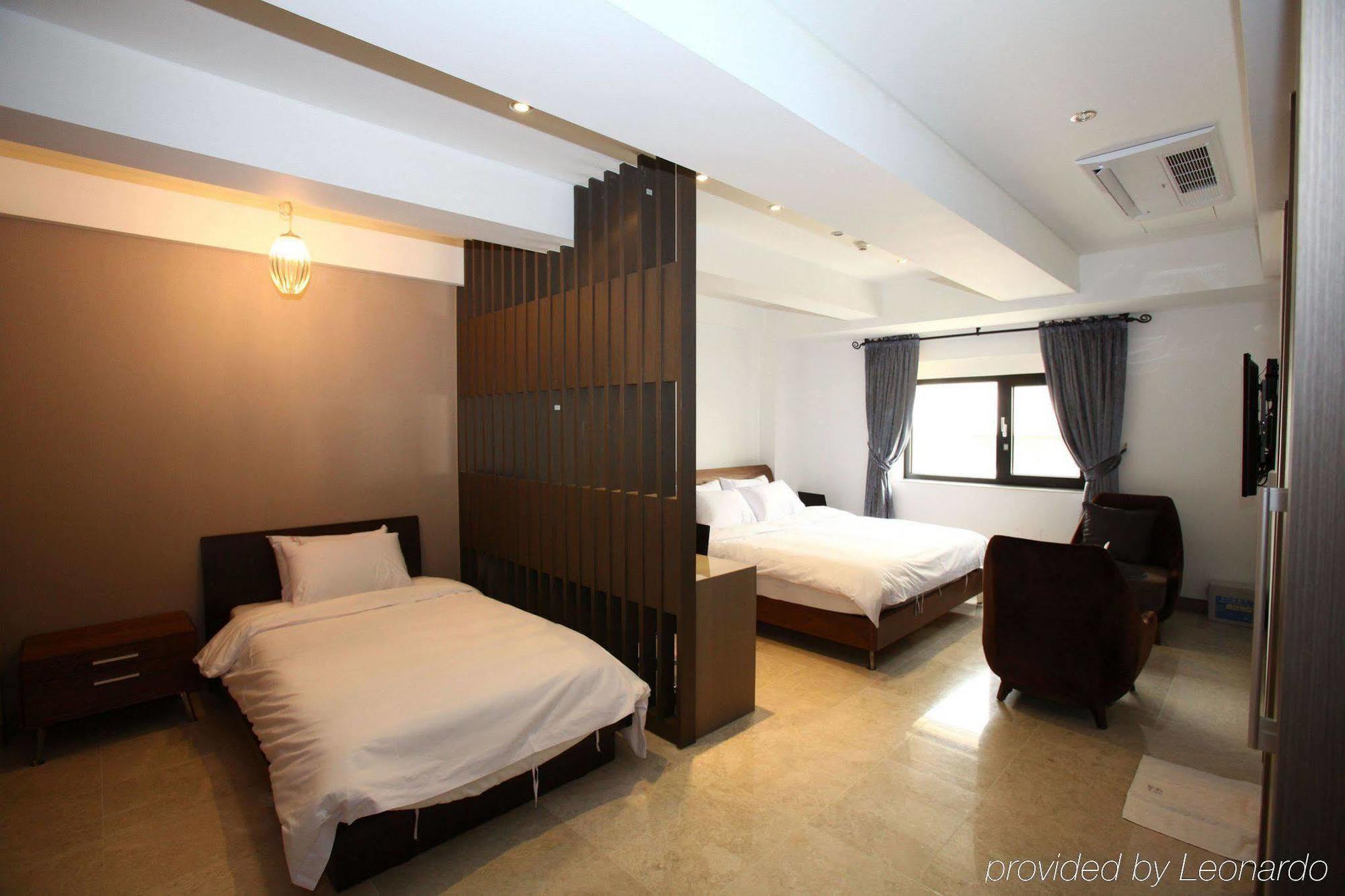 Suwon Reve Hotel Cameră foto